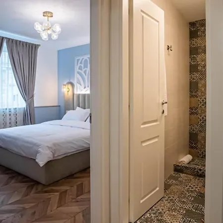 Апартаменты History Museum Бухарест